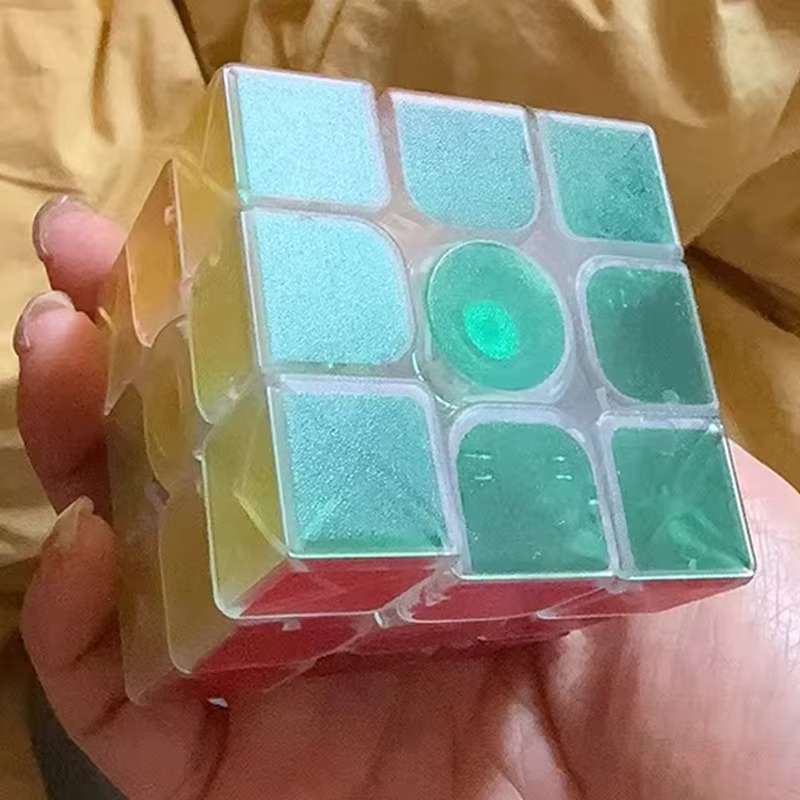 Transparent 3x3 Speed Cube | Smooth Turning Magic Puzzle Cube | Educational Brain Teaser Toy for Kids & Adults