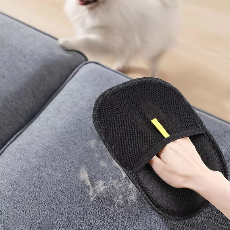 Pet Hair Remover Glove – Reusable Washable Lint & Fur Removal Glove for Clothes, Furniture, Carpets & Pet Accessories
